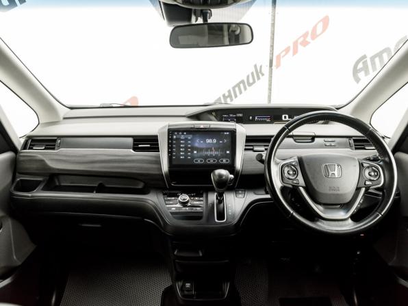 Honda Freed II с пробегом 2016 года, цена 1 450 000 рублей, 161326 км, компактвэн, Автокод Объявления