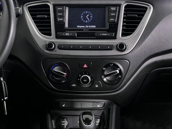 Hyundai Solaris II Рестайлинг с пробегом 2021 года, цена 1 450 000 рублей, 105000 км, седан, Автокод Объявления