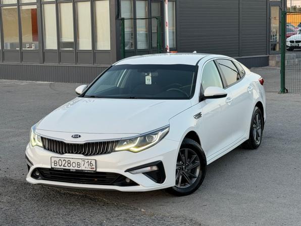 Kia Optima IV Рестайлинг с пробегом 2018 года, цена 1 678 000 рублей, 172580 км, седан, Автокод Объявления