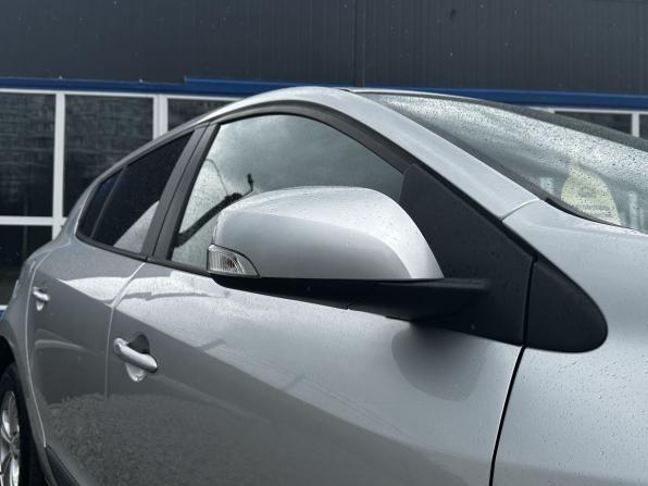 Renault Megane III Рестайлинг с пробегом 2014 года, цена 750 000 рублей, 130000 км, хэтчбек, Автокод Объявления
