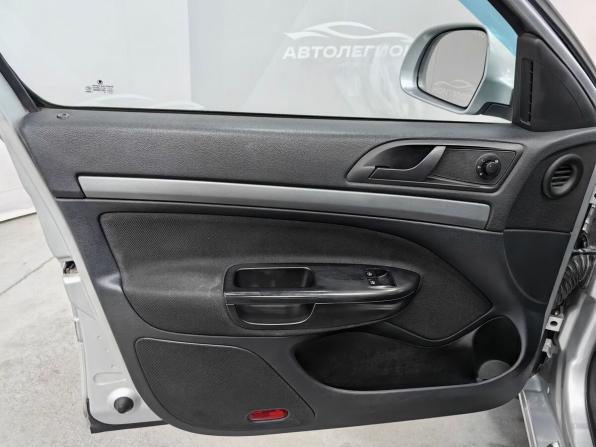 Skoda Octavia II (A5) Рестайлинг с пробегом 2010 года, цена 899 000 рублей, 252085 км, лифтбек, Автокод Объявления