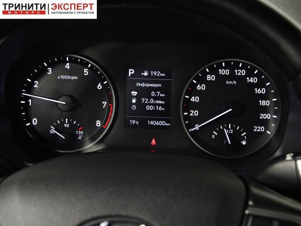 Hyundai Solaris II с пробегом 2018 года, цена 1 338 000 рублей, 140599 км, седан, Автокод Объявления