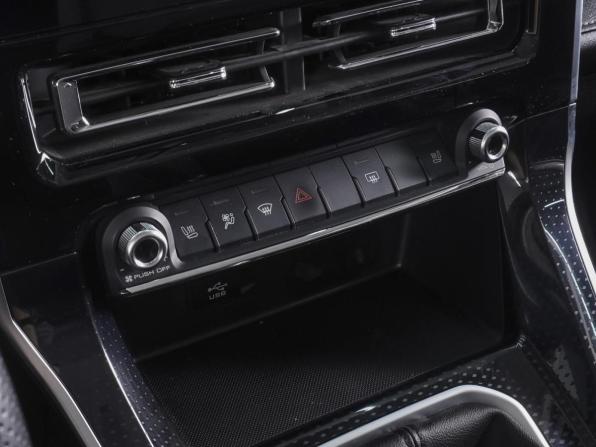 Haval M6 II с пробегом 2024 года, цена 1 650 000 рублей, 78464 км, внедорожник, Автокод Объявления