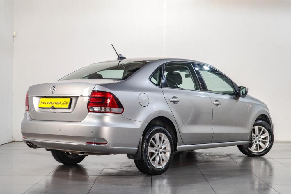 Volkswagen Polo V Рестайлинг Челябинск  - изображение 7