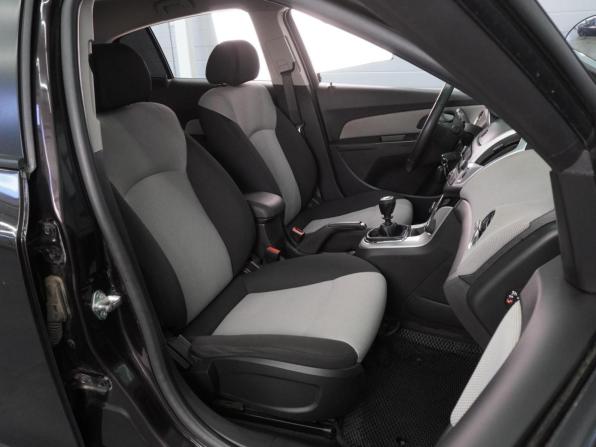 Chevrolet Cruze I Рестайлинг с пробегом 2014 года, цена 899 000 рублей, 137054 км, хэтчбек, Автокод Объявления