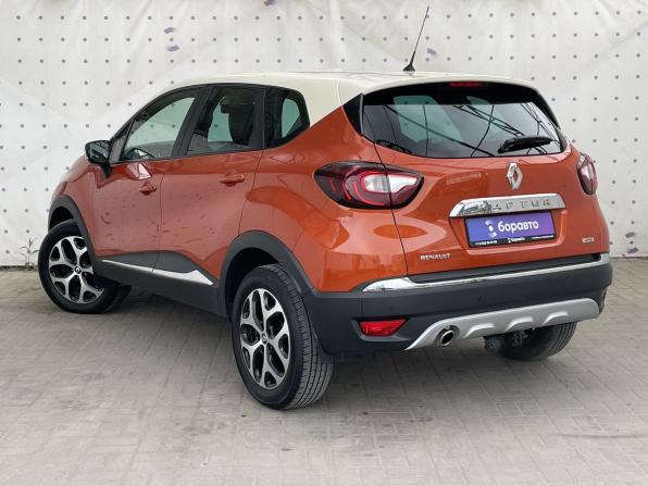 Renault Kaptur I с пробегом 2016 года, цена 1 600 000 рублей, 135149 км, внедорожник, Автокод Объявления
