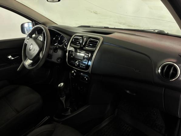 Renault Sandero II с пробегом 2015 года, цена 840 000 рублей, 151800 км, хэтчбек, Автокод Объявления