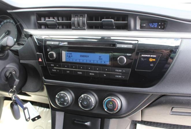 Toyota Corolla XI (E160 E170 E180) с пробегом 2015 года, цена 1 260 000 рублей, 163363 км, седан, Автокод Объявления