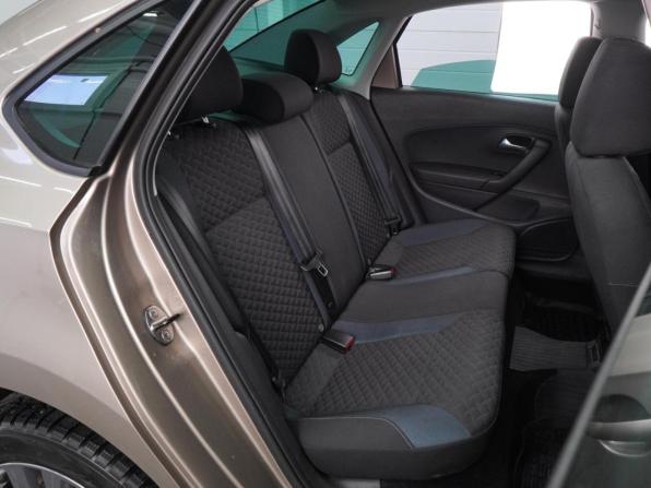 Volkswagen Polo V Рестайлинг с пробегом 2019 года, цена 1 804 000 рублей, 19028 км, седан, Автокод Объявления