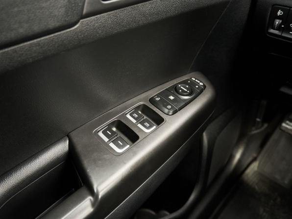 Kia Sportage IV Рестайлинг с пробегом 2020 года, цена 2 035 000 рублей, 135141 км, внедорожник, Автокод Объявления