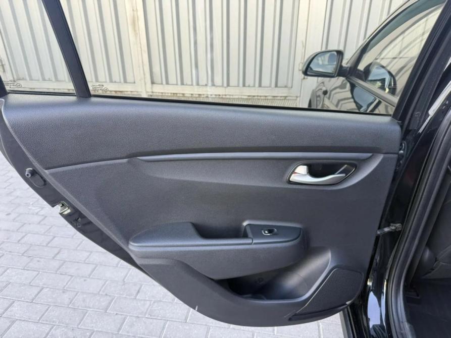 Kia Rio IV Ростов-на-Дону  - изображение 21