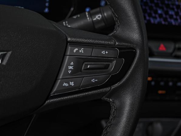Chevrolet Monza II Рестайлинг с пробегом 2024 года, цена 1 753 000 рублей, 53004 км, седан, Автокод Объявления
