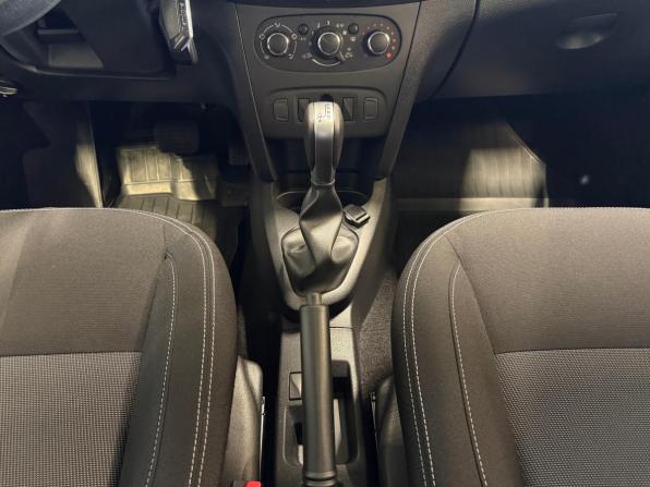 Renault Sandero II Рестайлинг с пробегом 2021 года, цена 1 159 000 рублей, 123000 км, хэтчбек, Автокод Объявления