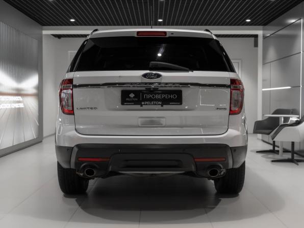 Ford Explorer V с пробегом 2015 года, цена 2 150 000 рублей, 89189 км, внедорожник, Автокод Объявления