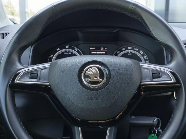 Skoda Karoq I с пробегом 2020 года, цена 2 239 000 рублей, 81985 км, внедорожник, Автокод Объявления