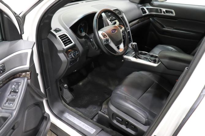 Ford Explorer V с пробегом 2012 года, цена 1 620 000 рублей, 224177 км, внедорожник, Автокод Объявления