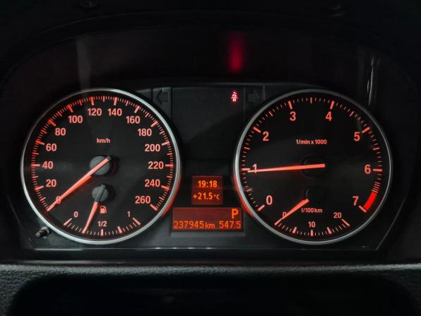 BMW X1 I (E84) Рестайлинг с пробегом 2013 года, цена 1 095 000 рублей, 237940 км, внедорожник, Автокод Объявления