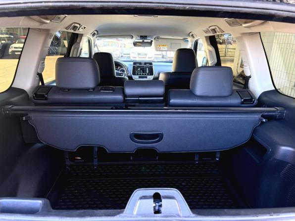 Toyota Land Cruiser Prado 150 Series Рестайлинг 2 с пробегом 2018 года, цена 4 850 000 рублей, 111001 км, внедорожник, Автокод Объявления