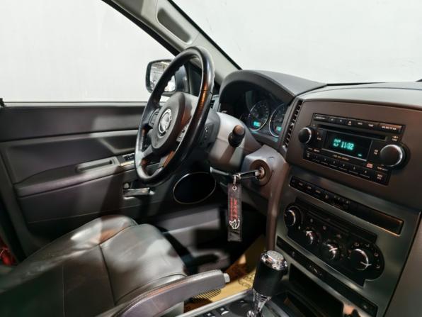 Jeep Grand Cherokee III (WK) с пробегом 2006 года, цена 4 000 000 рублей, 190828 км, внедорожник, Автокод Объявления