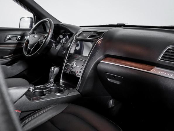 Ford Explorer V Рестайлинг 2 с пробегом 2019 года, цена 3 400 000 рублей, 96837 км, внедорожник, Автокод Объявления
