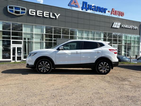 Nissan Qashqai II с пробегом 2017 года, цена 1 634 000 рублей, 121700 км, внедорожник, Автокод Объявления