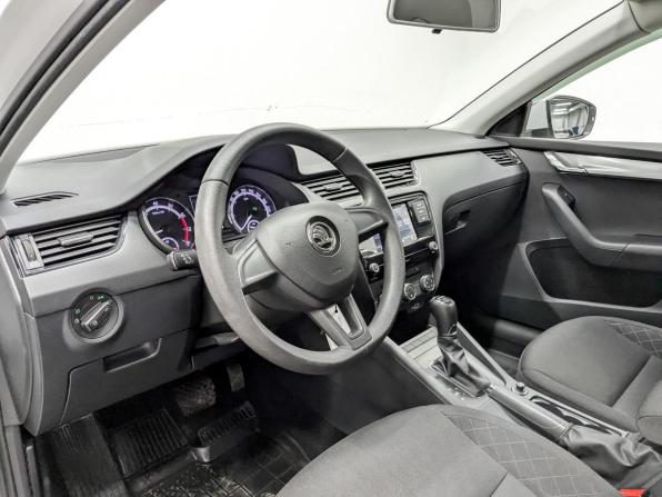 Skoda Octavia III (A7) Рестайлинг с пробегом 2020 года, цена 1 870 000 рублей, 79497 км, лифтбек, Автокод Объявления