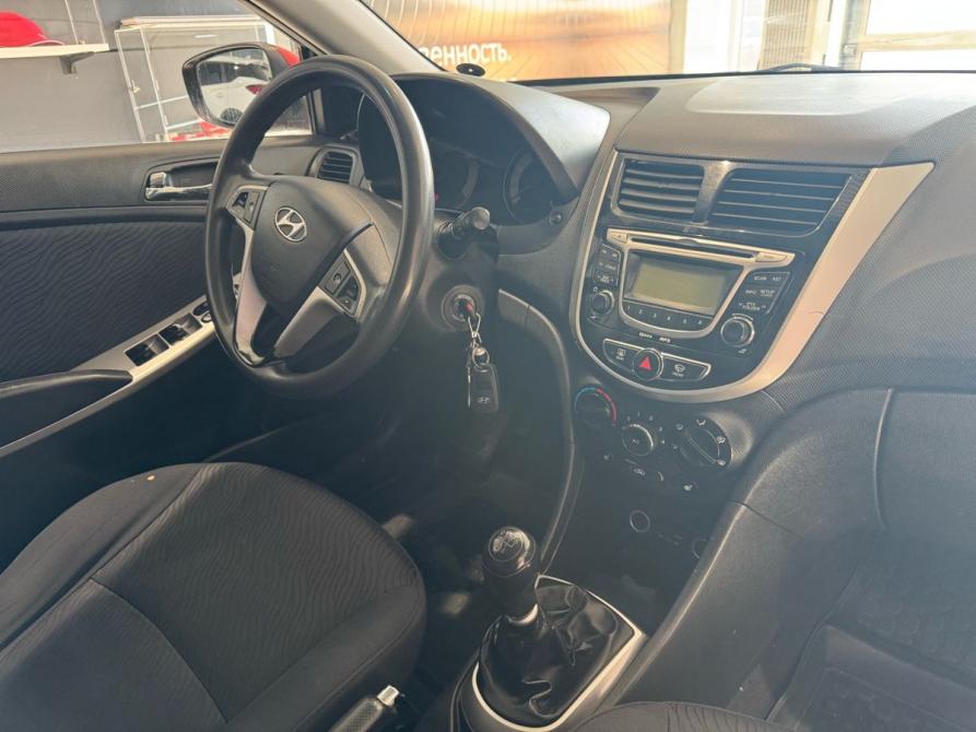 Hyundai Solaris I Екатеринбург  - изображение 19