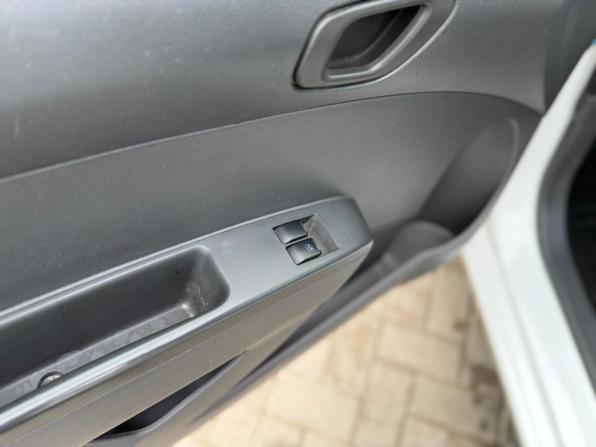 Chevrolet Spark III с пробегом 2013 года, цена 650 000 рублей, 106292 км, хэтчбек, Автокод Объявления