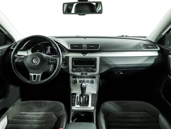 Volkswagen Passat B7 с пробегом 2012 года, цена 1 109 700 рублей, 139447 км, седан, Автокод Объявления