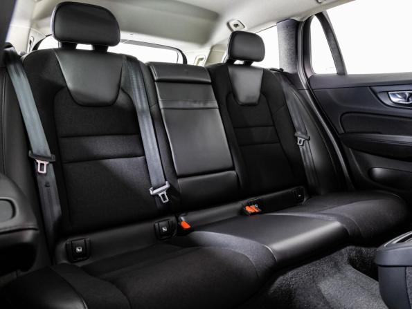 Volvo V60 Cross Country II с пробегом 2020 года, цена 3 199 000 рублей, 136575 км, универсал, Автокод Объявления