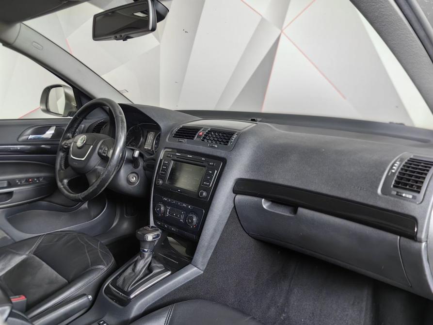 Skoda Octavia II (A5) Рестайлинг Москва  - изображение 11