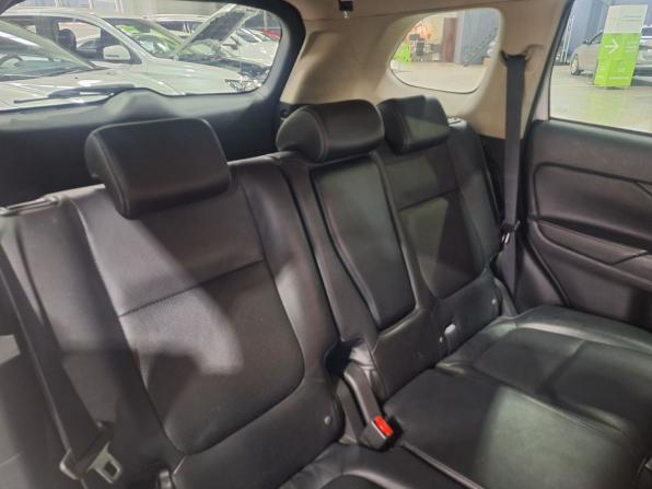 Mitsubishi Outlander III Рестайлинг 2 с пробегом 2016 года, цена 1 525 000 рублей, 193940 км, внедорожник, Автокод Объявления