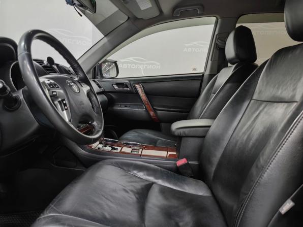 Toyota Highlander II (XU40) Рестайлинг с пробегом 2011 года, цена 2 125 000 рублей, 319030 км, внедорожник, Автокод Объявления