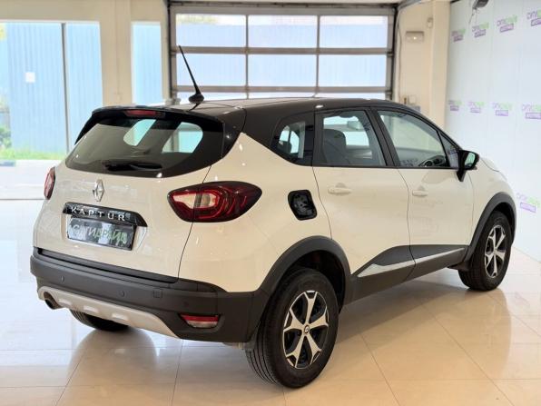 Renault Kaptur I Рестайлинг с пробегом 2021 года, цена 1 053 000 рублей, 144504 км, внедорожник, Автокод Объявления