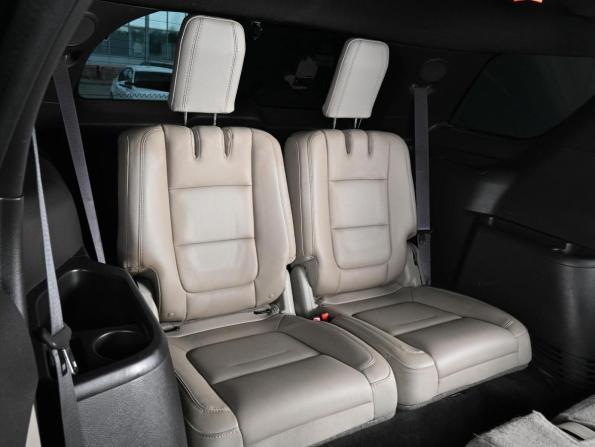 Ford Explorer V с пробегом 2015 года, цена 2 389 000 рублей, 207804 км, внедорожник, Автокод Объявления