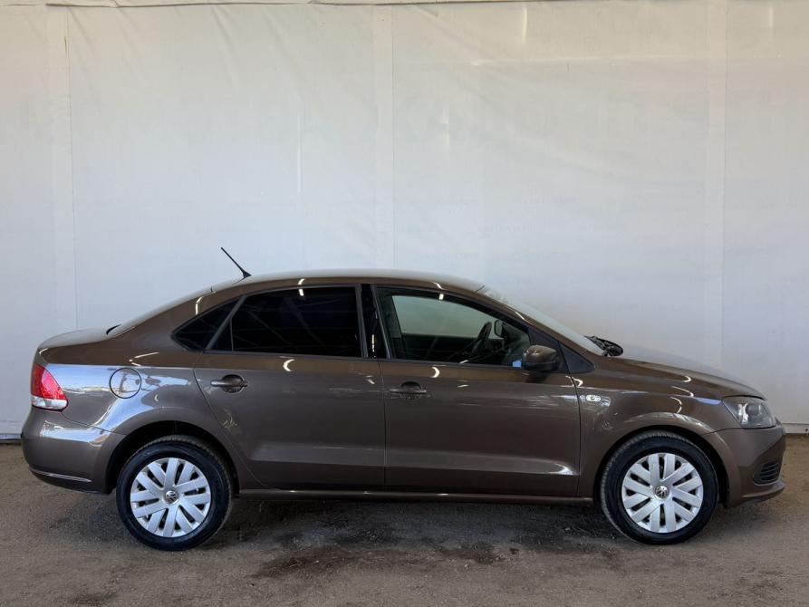 Volkswagen Polo V Рестайлинг Псков  - изображение 5