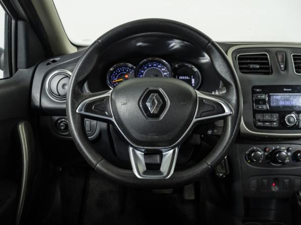 Renault Logan II Рестайлинг с пробегом 2020 года, цена 1 428 000 рублей, 136800 км, седан, Автокод Объявления
