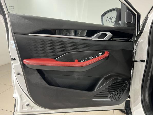 Geely Coolray I Рестайлинг с пробегом 2024 года, цена 2 179 000 рублей, 38219 км, внедорожник, Автокод Объявления