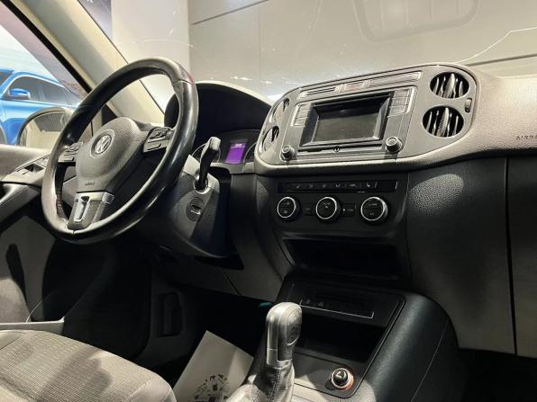 Volkswagen Tiguan I Рестайлинг с пробегом 2015 года, цена 1 370 000 рублей, 255000 км, внедорожник, Автокод Объявления