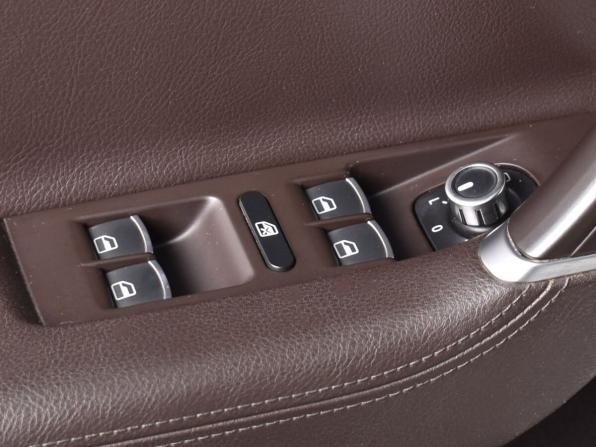 Volkswagen Passat B7 с пробегом 2012 года, цена 1 299 995 рублей, 202725 км, седан, Автокод Объявления
