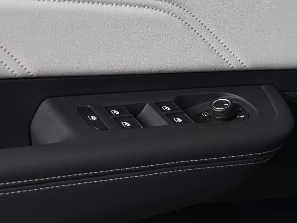 Volkswagen Tavendor I с пробегом 2026 года, цена 5 384 995 рублей, 32 км, внедорожник, Автокод Объявления