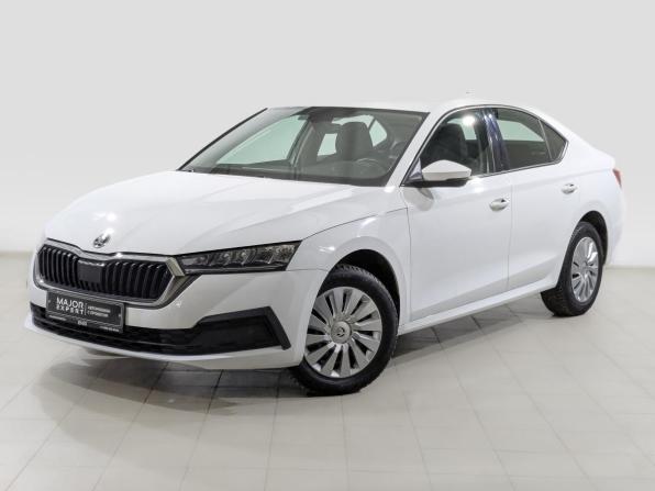 Skoda Octavia IV (A8) с пробегом 2021 года, цена 2 370 000 рублей, 75847 км, лифтбек, Автокод Объявления