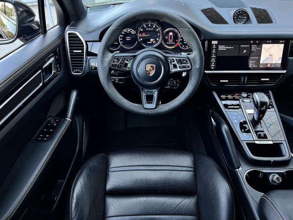 Porsche Cayenne III с пробегом 2019 года, цена 15 490 000 рублей, 86000 км, внедорожник, Автокод Объявления
