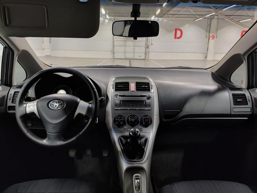 Toyota Auris I Казань  - изображение 17