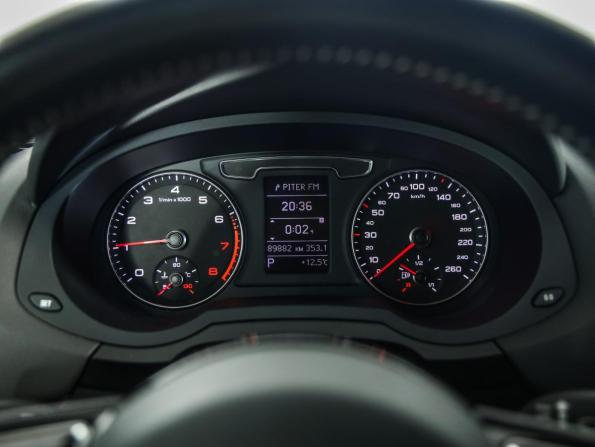 Audi Q3 I (8U) Рестайлинг с пробегом 2018 года, цена 2 599 000 рублей, 89829 км, внедорожник, Автокод Объявления