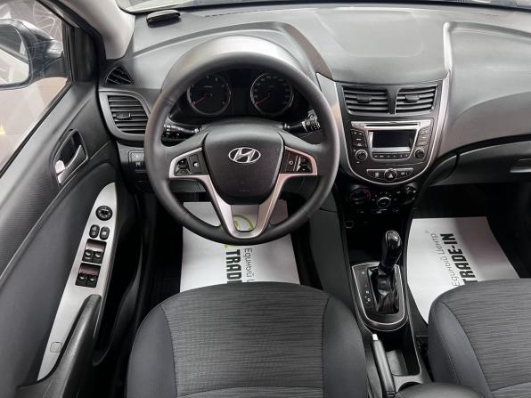 Hyundai Solaris I Рестайлинг с пробегом 2014 года, цена 945 000 рублей, 131849 км, седан, Автокод Объявления