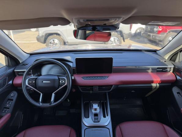 Haval Jolion I Рестайлинг с пробегом 2024 года, цена 2 095 000 рублей, 21966 км, внедорожник, Автокод Объявления