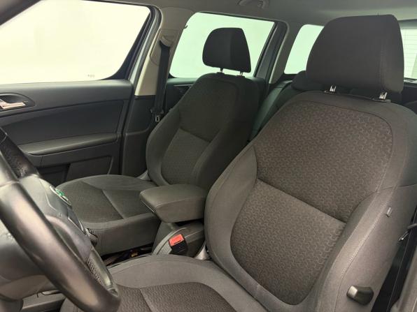 Skoda Yeti I с пробегом 2010 года, цена 809 000 рублей, 200568 км, внедорожник, Автокод Объявления