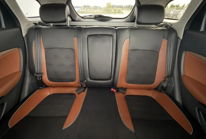 Lada (ВАЗ) Vesta I Рестайлинг (NG) с пробегом 2025 года, цена 1 645 000 рублей, 4815 км, универсал, Автокод Объявления