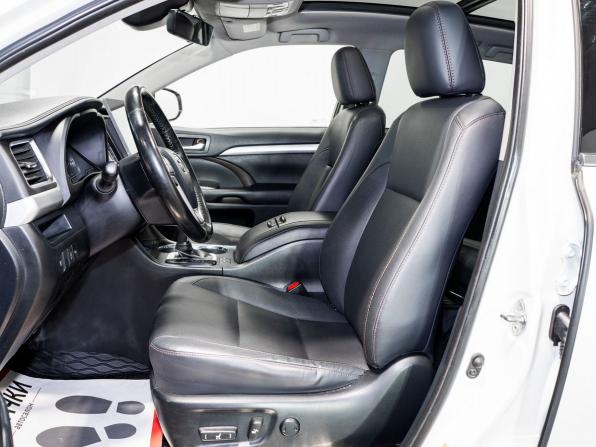 Toyota Highlander III (XU50) Рестайлинг с пробегом 2020 года, цена 4 000 000 рублей, 102000 км, внедорожник, Автокод Объявления